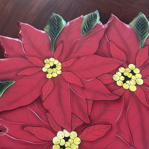Collections Etc. Wooden Poinsettia Lazy Susan - Picture 3 of 10